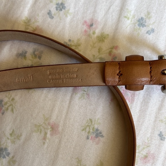 Vintage Wilfred Genuine Leather Brown Belt SMALL - Picture 5 of 6